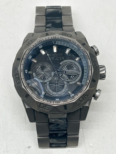 Invicta gent wristwatch - gent's,