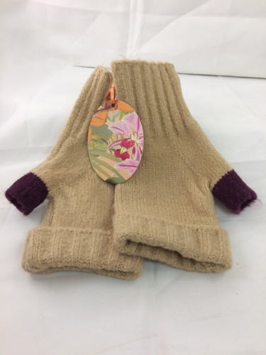 Bnwt powder cassia - bnwt,
