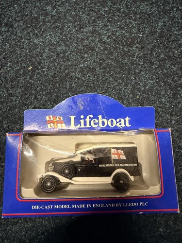 Lledo royal national lifeboat - royal,