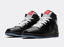 Nike Air Jordan 1 Mid Metallic