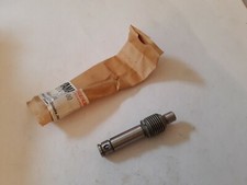 Genuine Yamaha Oil Pump Worm