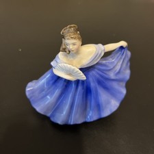 ROYAL DOULTON FIGURINE