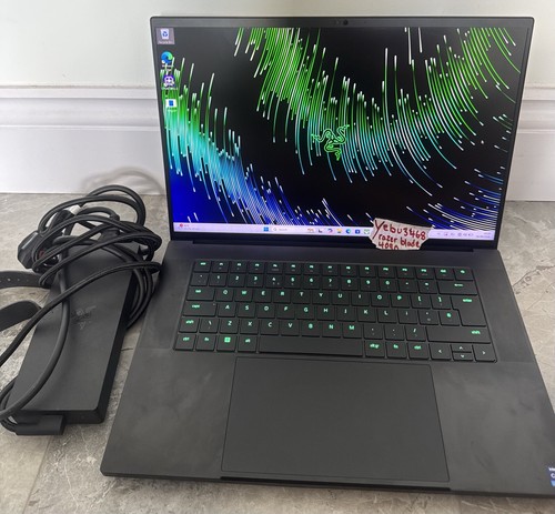 Razer blade gaming laptop - 16,
