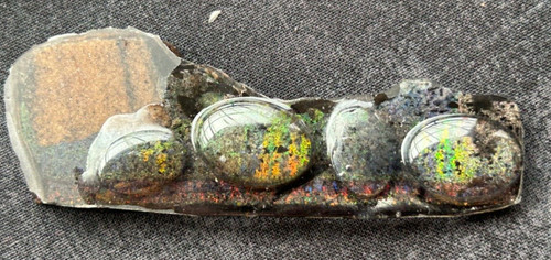 Matrix opal glass - opal, capped