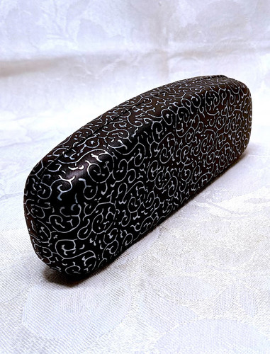 Large snap shut protective - snap,