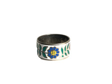 Siam White Enamel Flower