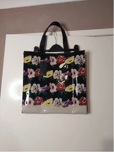 Ted baker london gold black - ted,