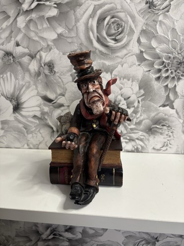 Rare scrooge resin figure - scrooge,