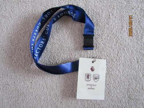 Aston villa arsenal mon - villa, v