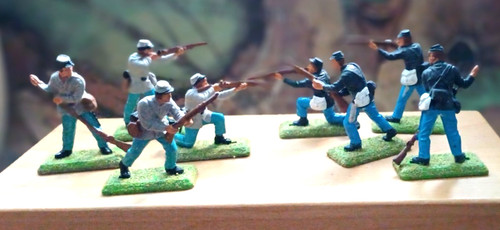 Britains deetail plastic - x,