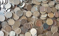 Bag of 25 United States Lincoln Wheat One Cent Coins. Mixed Cond, Dates & Mints