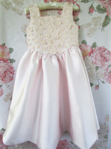 Pink flower embellished - pink,