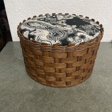 LOVELY LARGE RETRO ROUND