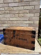 Antique vintage wooden chest - /,