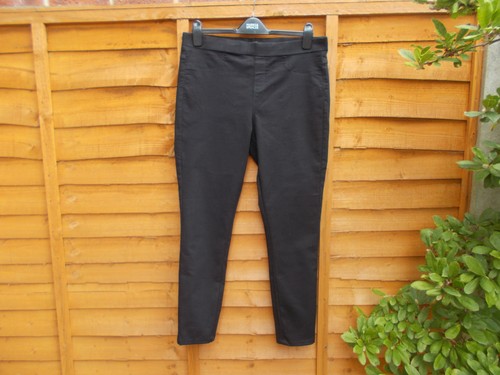Gok for black jeggings - for,