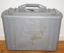 Vintage Peli Case 1550 Pelican