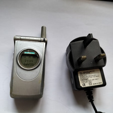 SAMSUNG A300 - LOCKED TO EE  Mobile Phone