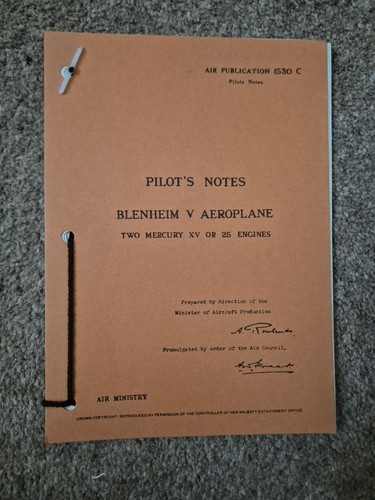 Blenheim ww2 relica pilots - blenheim,