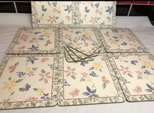 Vintage place mats and