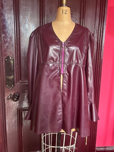 Ectomorph plum latex - latex, loose