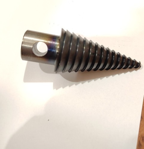 Cone splitter right hand - cone,