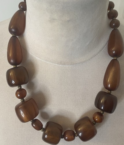 Vintage chunky lucite bead - chunky,