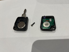 Renault MASTER MEGANE CLIO 1 BUTTON REMOTE KEY FOB 52028A VALEO