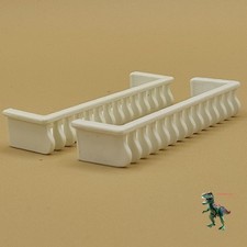 x2 Playmobil white planter