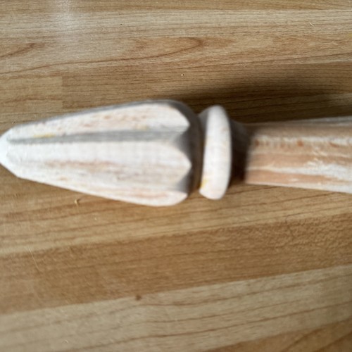 Lemon squeezer wooden hand - wooden,