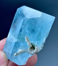 240 Carat Blue Aquamarine