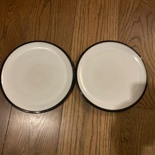 2x DENBY EVERYDAY BLACK PEPPER LARGE DINNER PLATES 10.5" 27cm