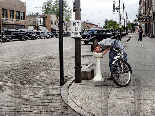 1939 public drinking fountain - 1939,