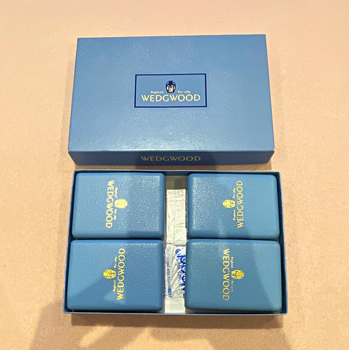 Wedgwood blue white - blue,