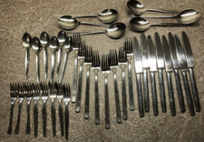 Oneida vintage Solid Stainless Steel 18/10 large 36 pieces Cutlery Set