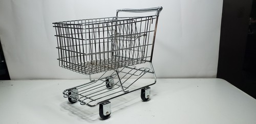 Vintage metal mini miniature - metal,