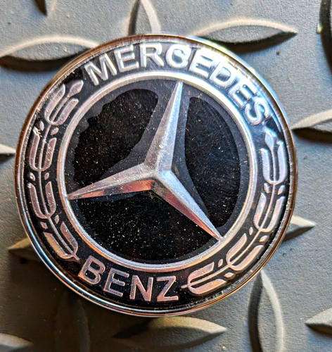 Mercedes benz hood badge - mercedes, brand