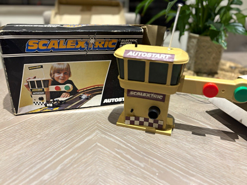 Scalextric autostart control - scalextric,