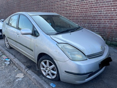 Toyota prius 5 - 07,