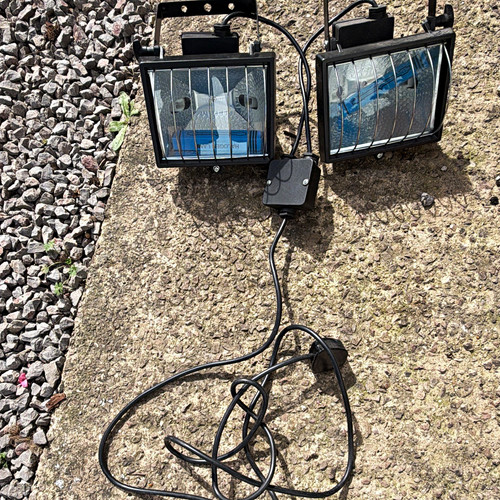 Twin halogen outdoor - halogen,