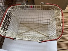 Vintage Metal Wire Plastic