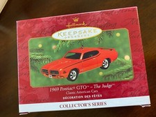 HALLMARK 2000 CLASSIC AMERICAN CARS 1969 PONTIAC GTO THE JUDGE SERIES ORNAMENT