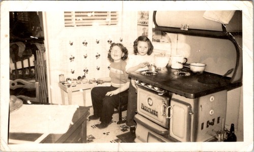 1940s kitchen girls - girls, &