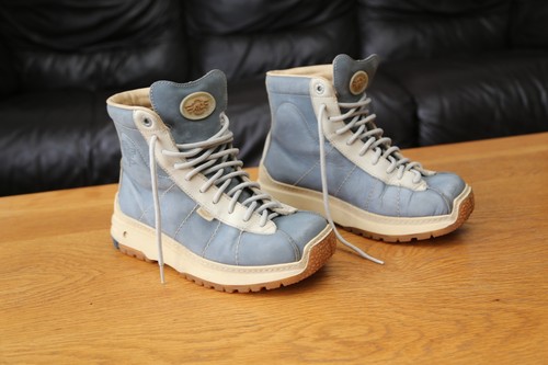Art boots the - art,