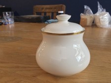 Royal Doulton Heather collection bone china dinner service