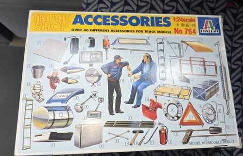 Italeri truck shop accessories - italeri,
