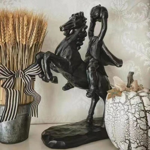 Headless horseman statue - statue, resin