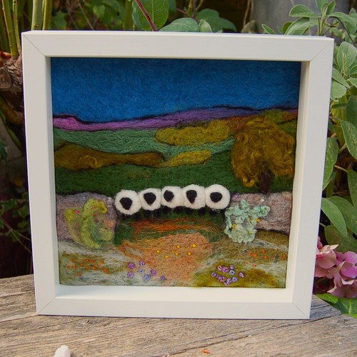 Needlefelt five sheep by a - five,
