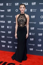 621694 Kiernan Shipka The Last