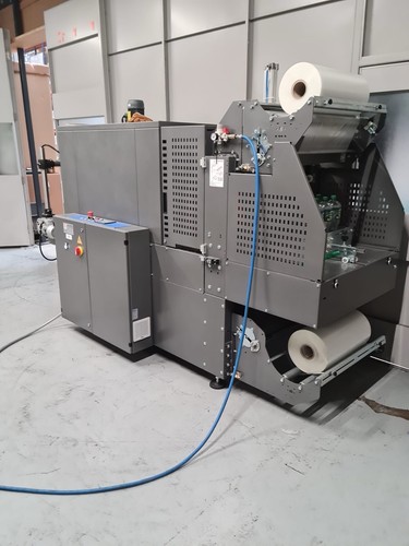 Shrink wrapper wrapping - wrapper,