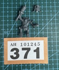 Ork Grot Stompa Rider Pilot